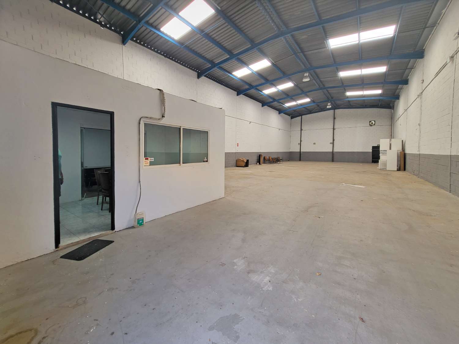 Industrial for rent in Alhaurín de la Torre