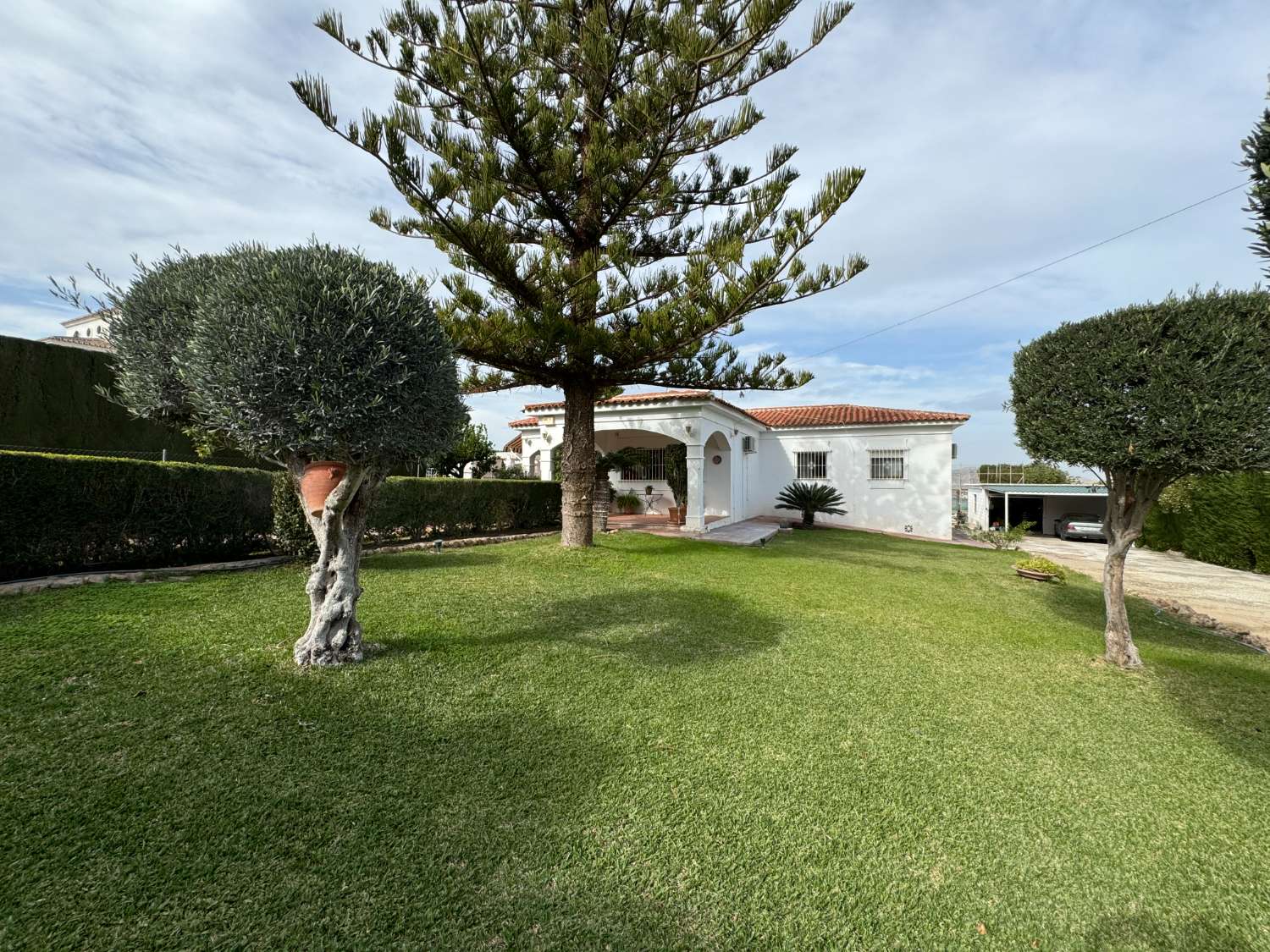 Villa in vendita a Alhaurín de la Torre