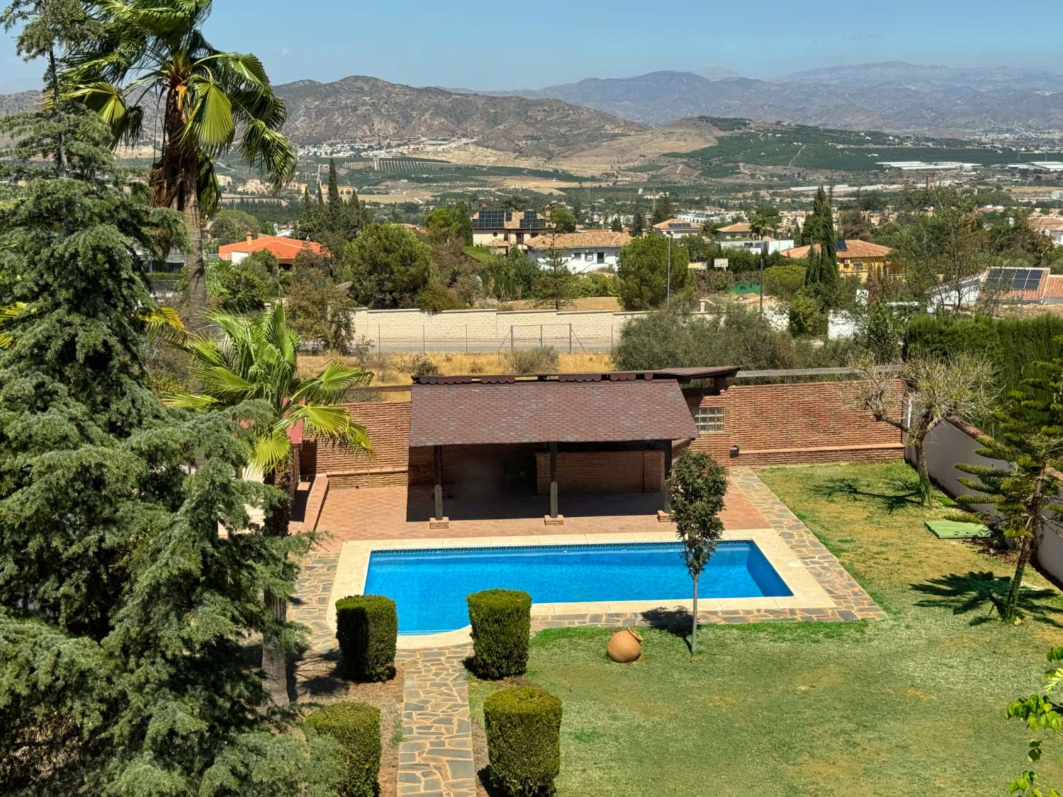 Villa for rent in Alhaurín de la Torre